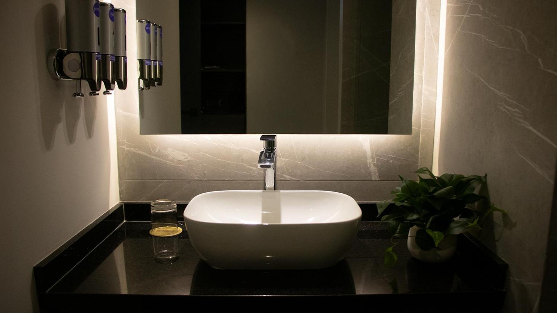 St Isidro Corporate Housing & Wellness Center 4* Mexico City