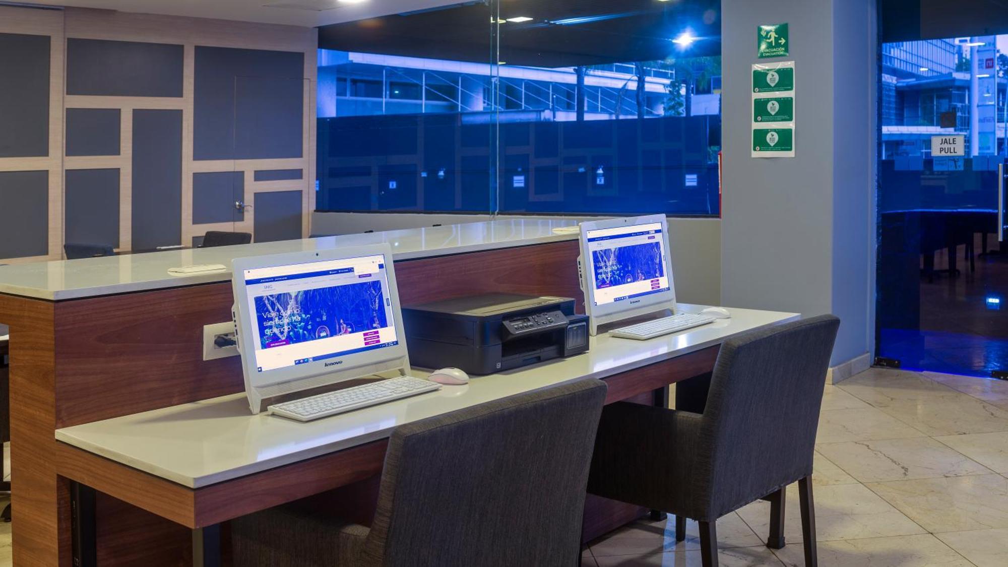 Express Santa Fe By Ihg 4*