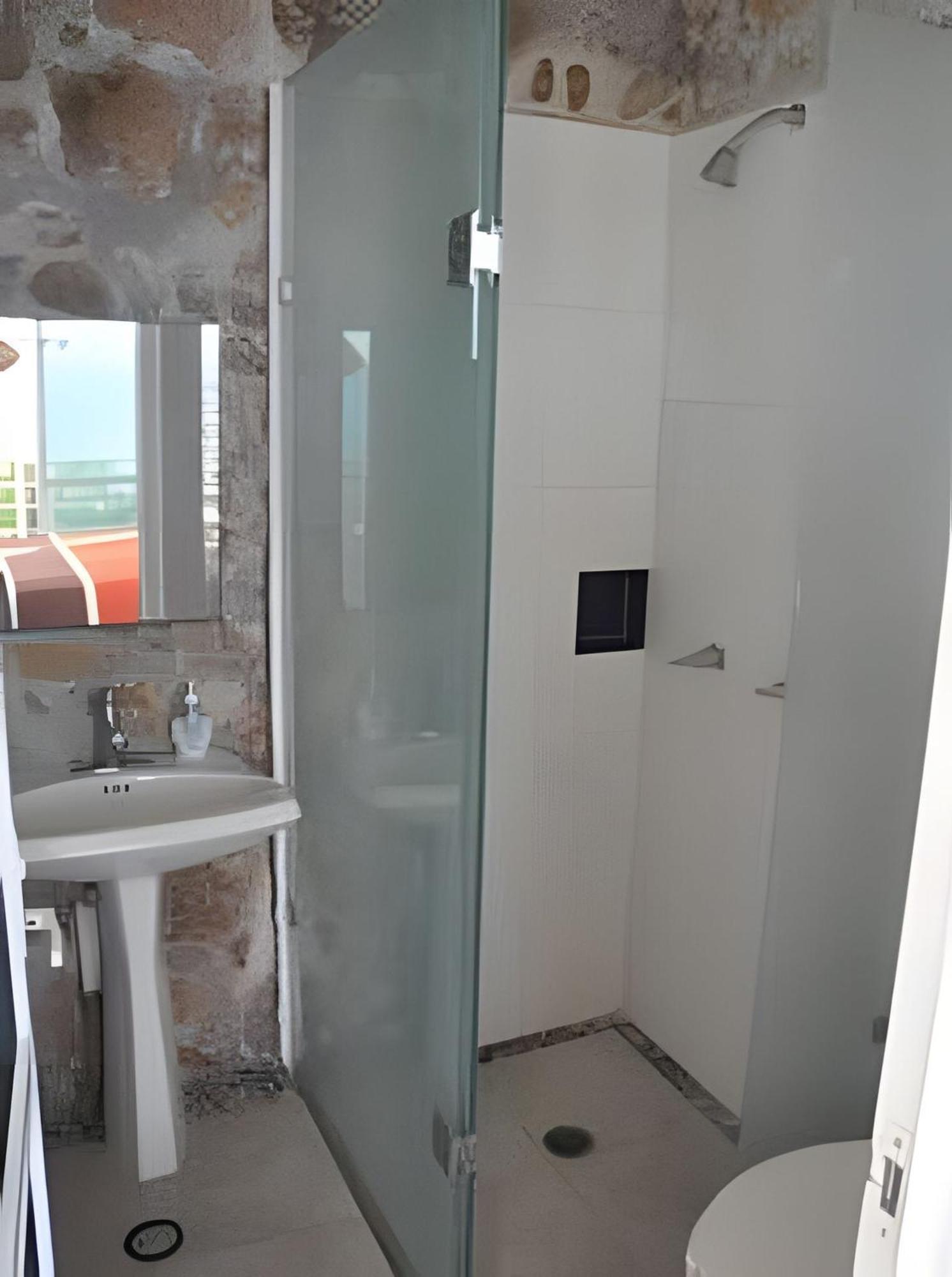 Casas Del Acantilado - * Acapulco