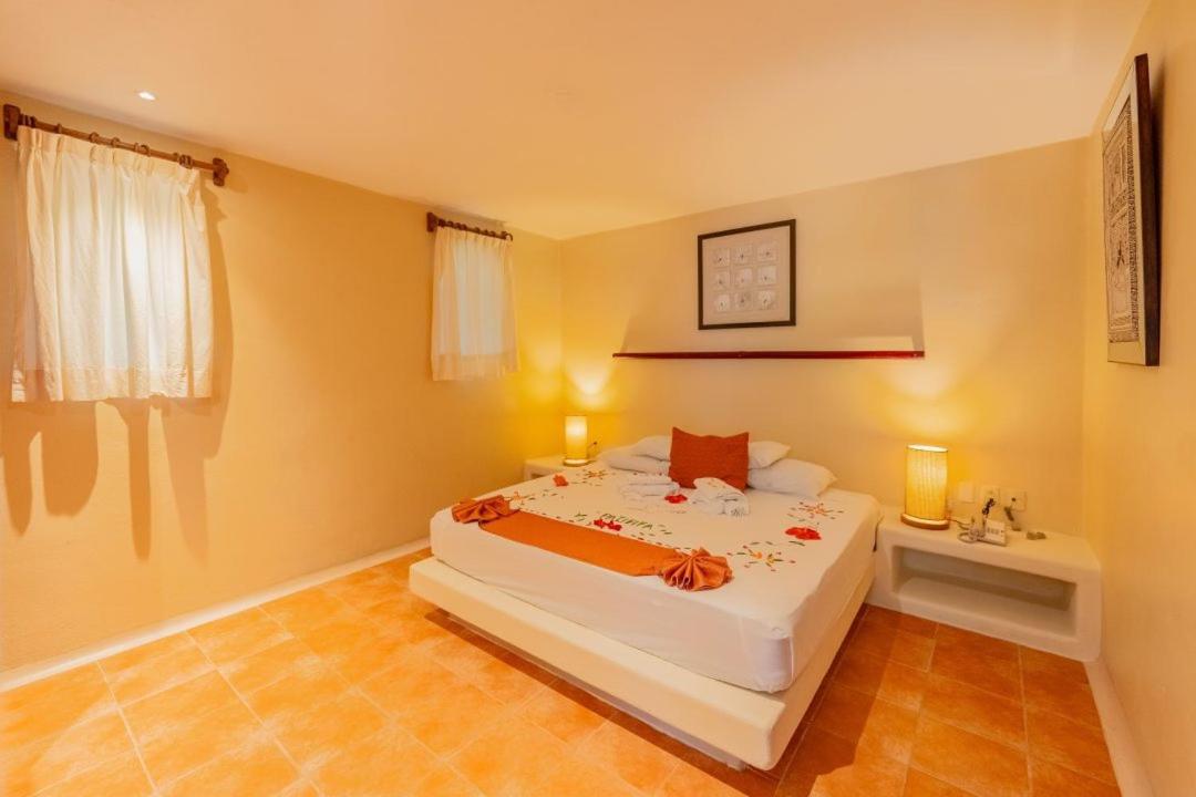 Pacifica Hotel