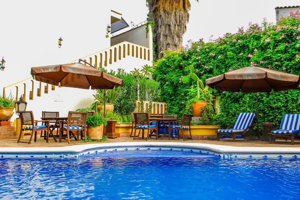 Hacienda Laureles Hotel