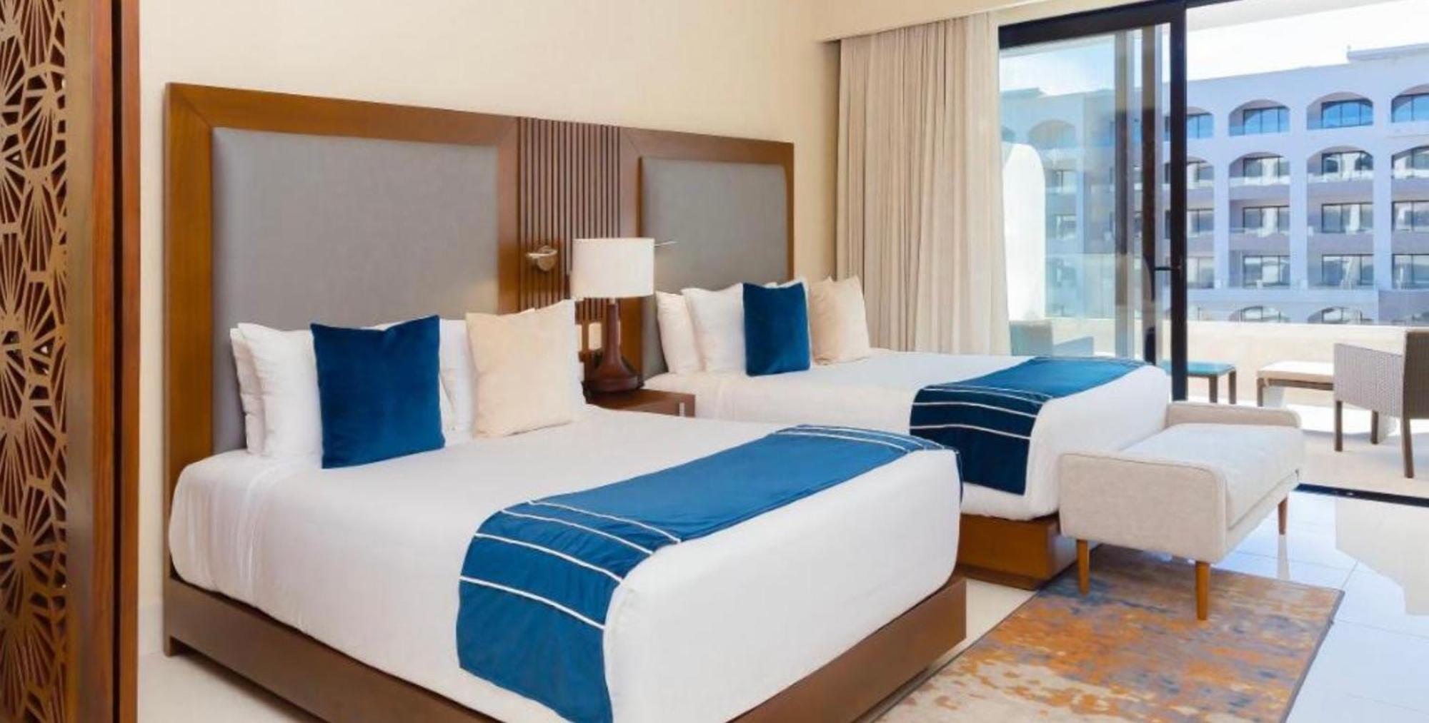 La Valencia Cabos Resort *