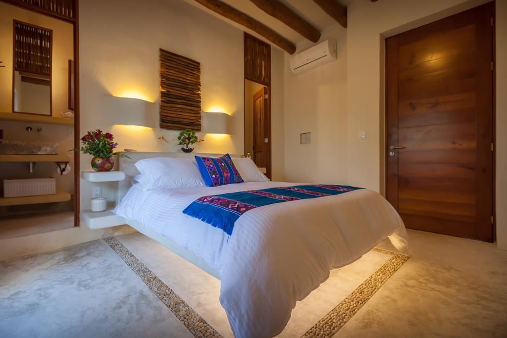Exe El Pueblito Hotel