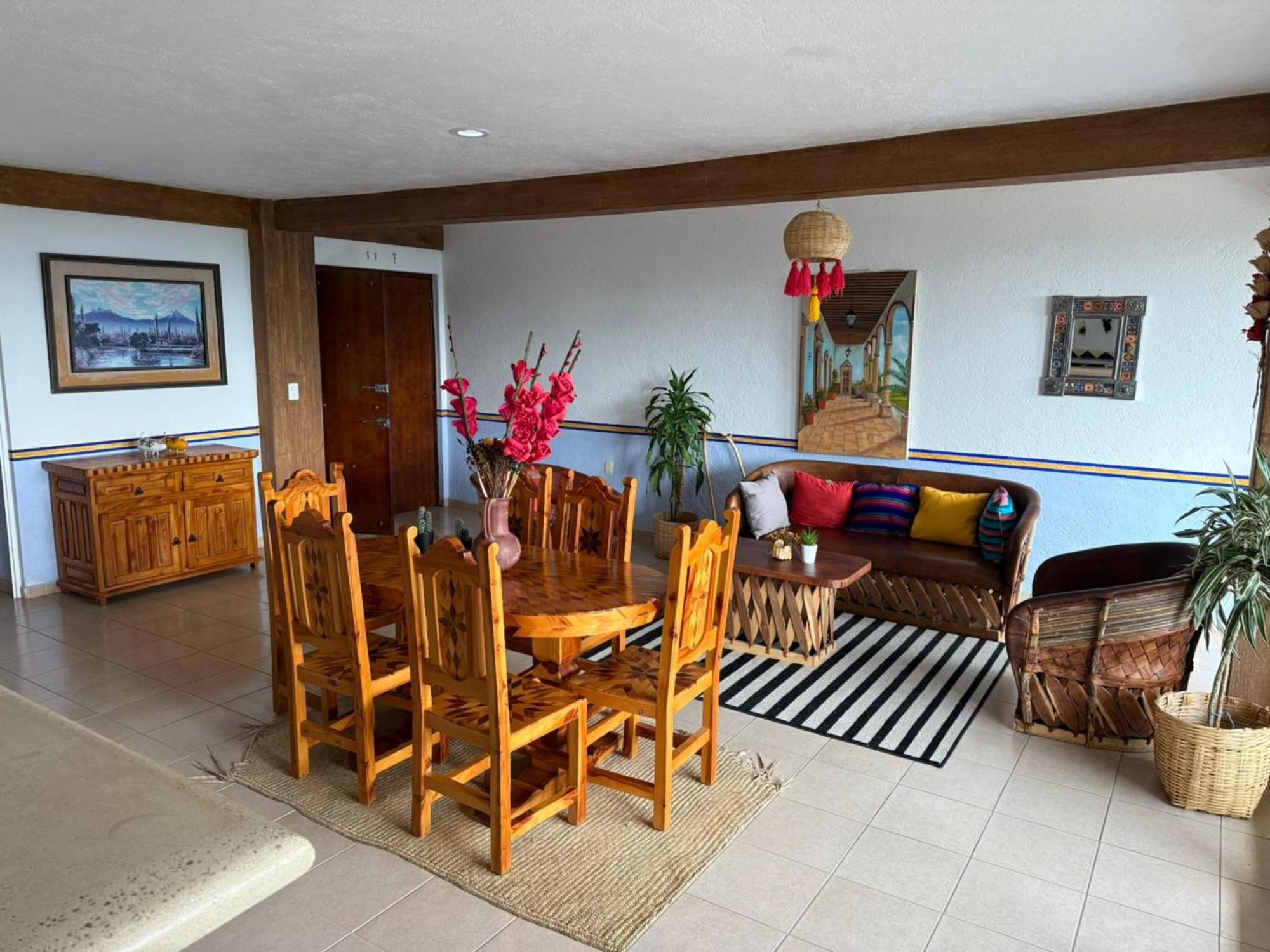 La Piramide Del Tepozteco Inn *