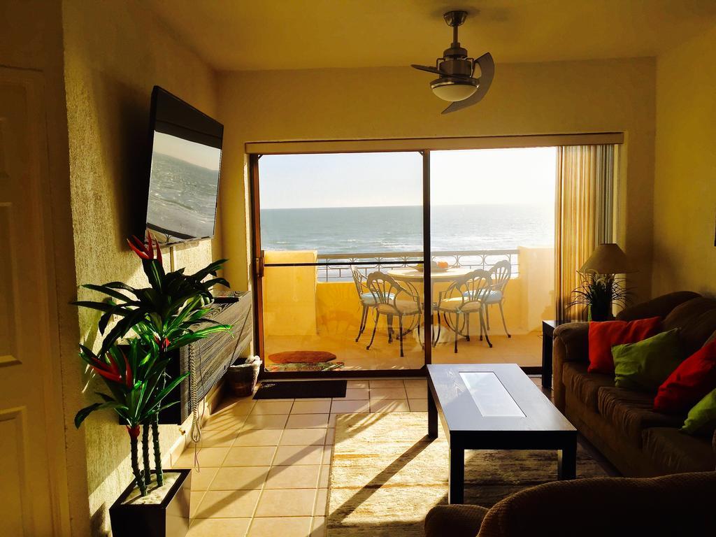 Beautiful Beachfront Condo * Puerto Penasco