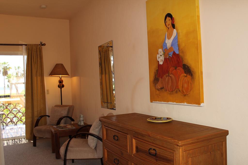 La Poza Todos Santos