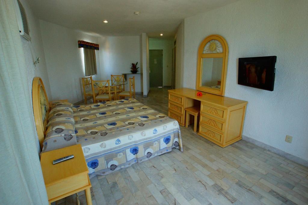 Imperial Perlas 3* Cancun