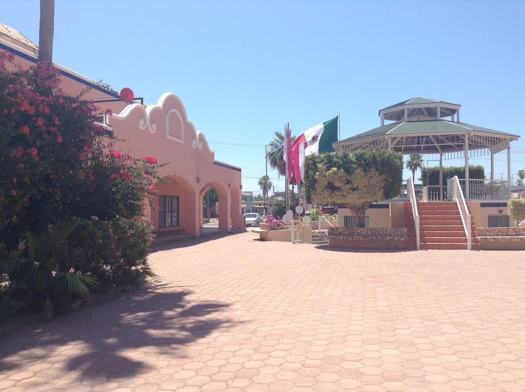 Hotel Jitos & 3*