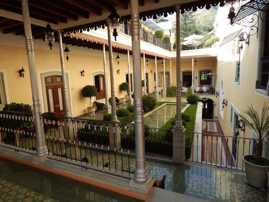 Maria Cristina 5*