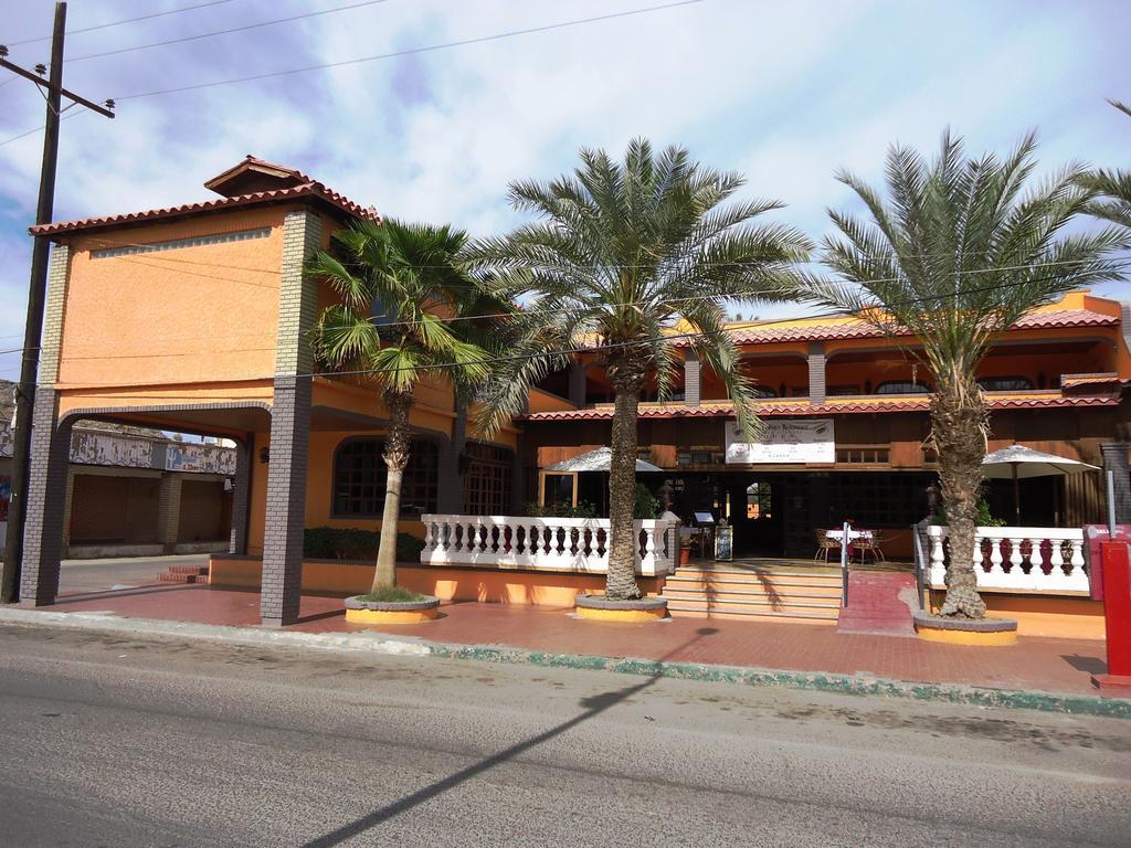 La Hacienda De La Langosta Roja 3*