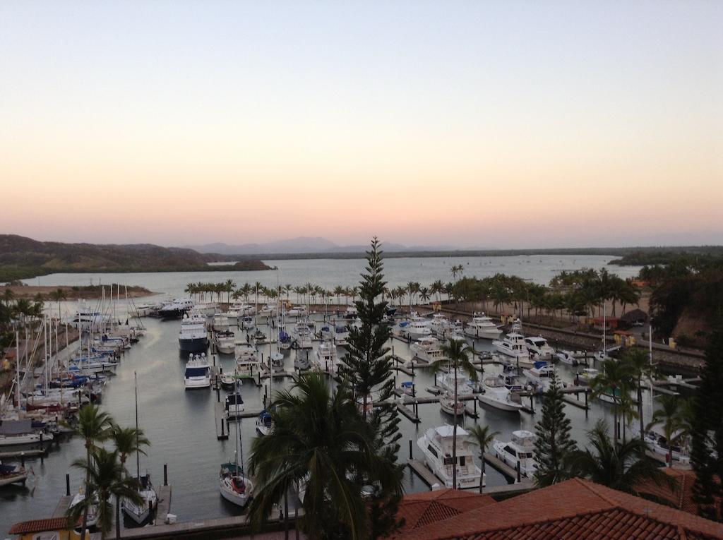 Grand Isla Navidad Golf & With Marina Hotel Barra de Navidad