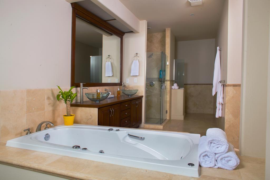 Aparthotel Playa Bonita Luxury