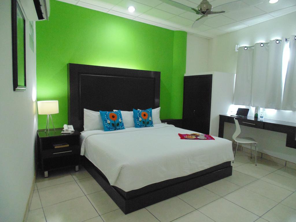 Chiapas Express, Hotel 3*