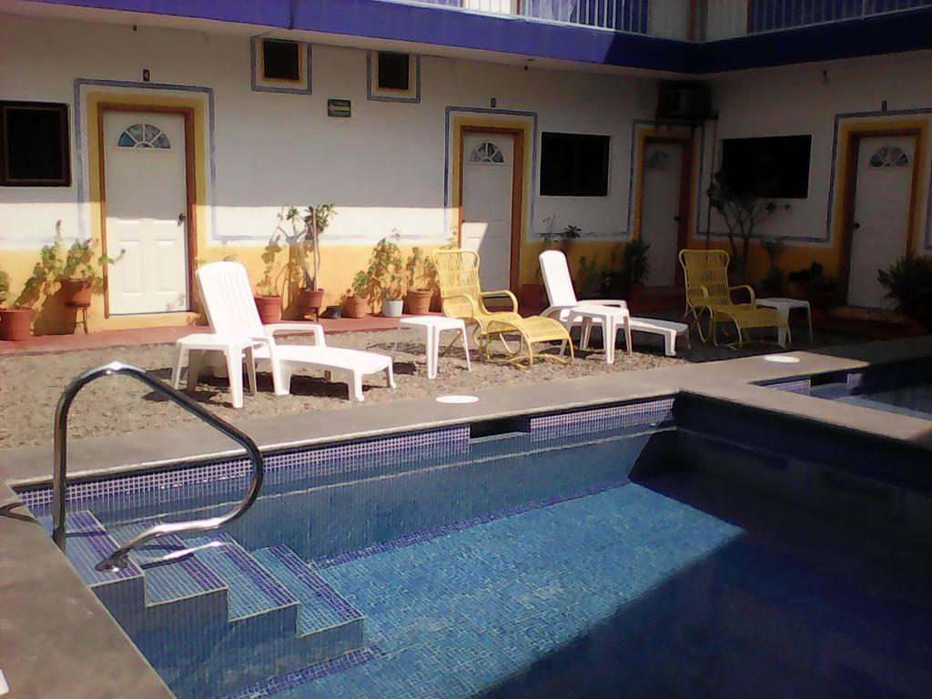 Hotel Sarabi 3*