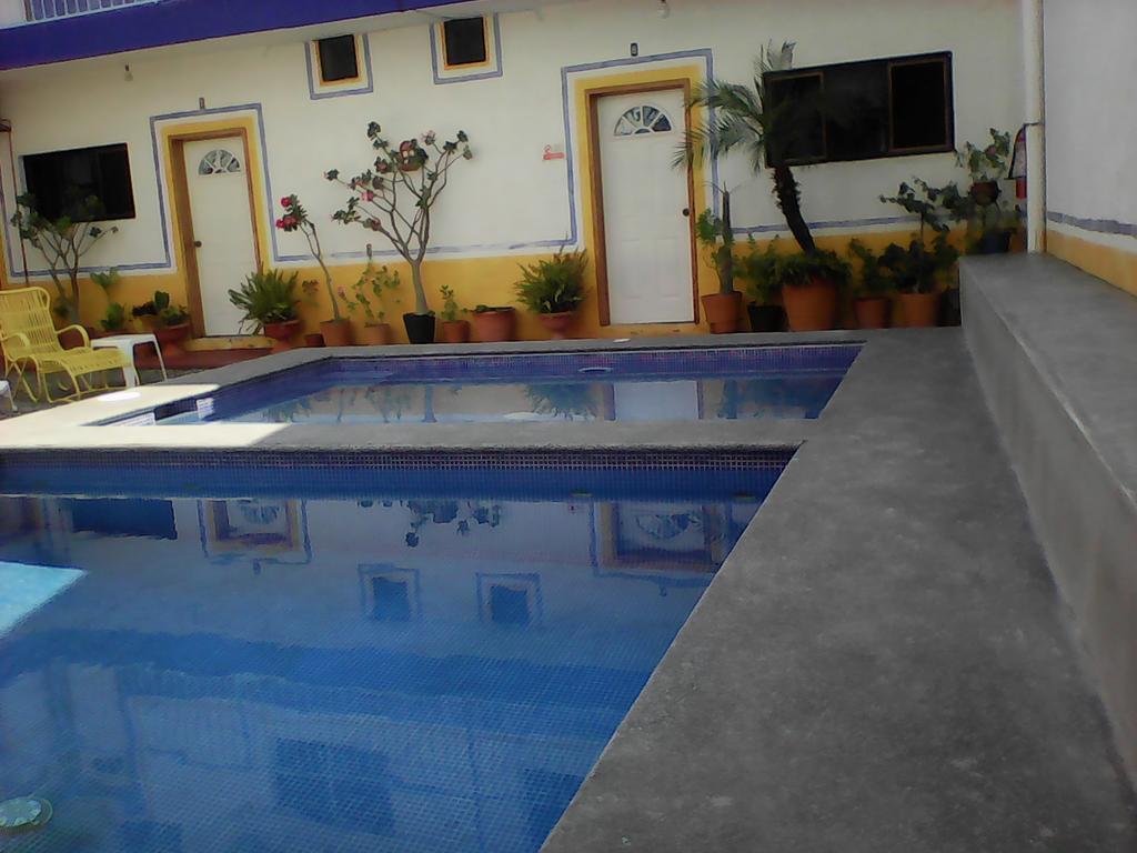 Hotel Sarabi 3*