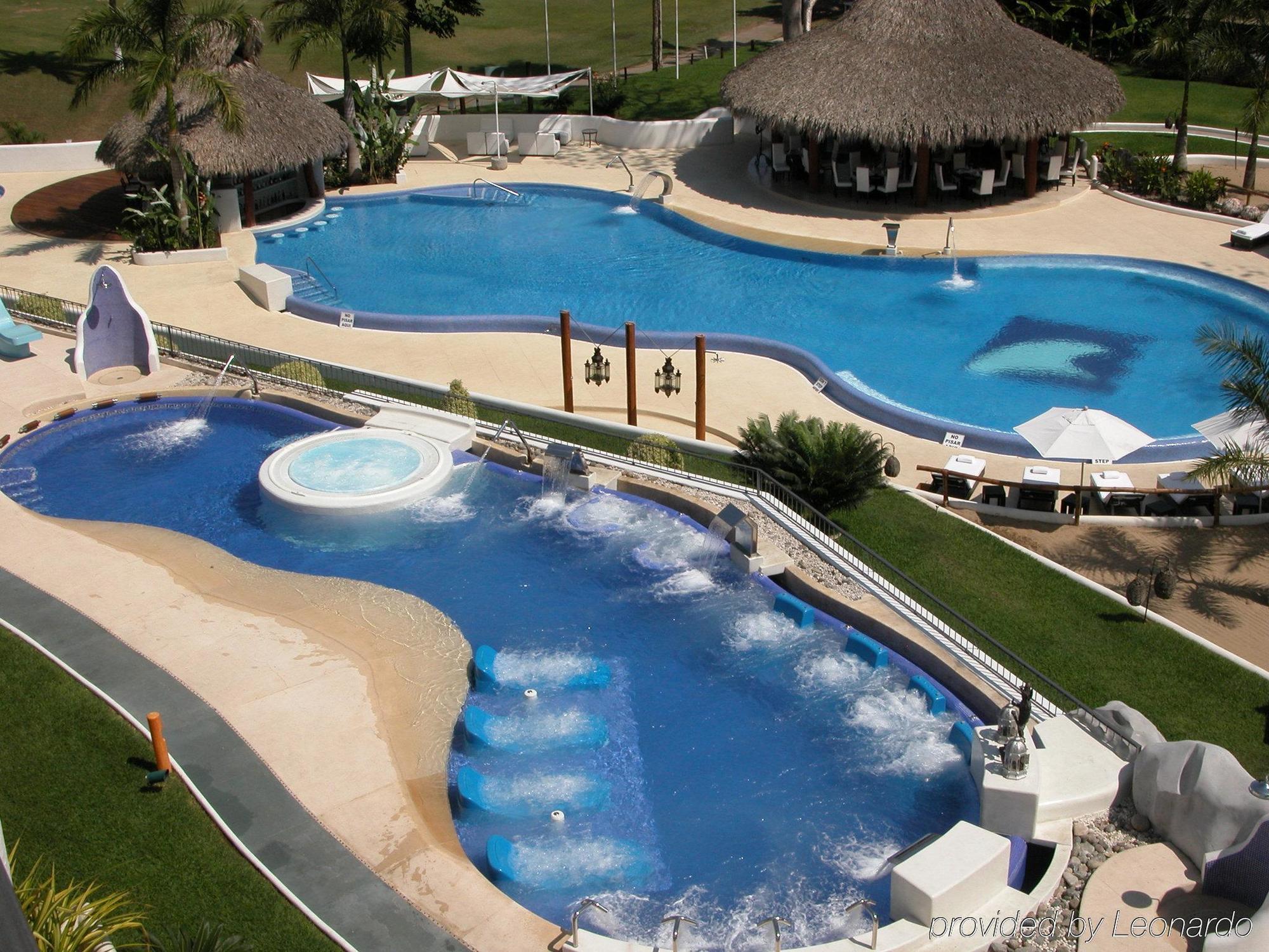 Hotel Pacifica Ixtapa 5*