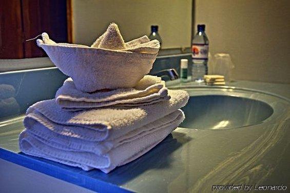 Marina Hotel 3*