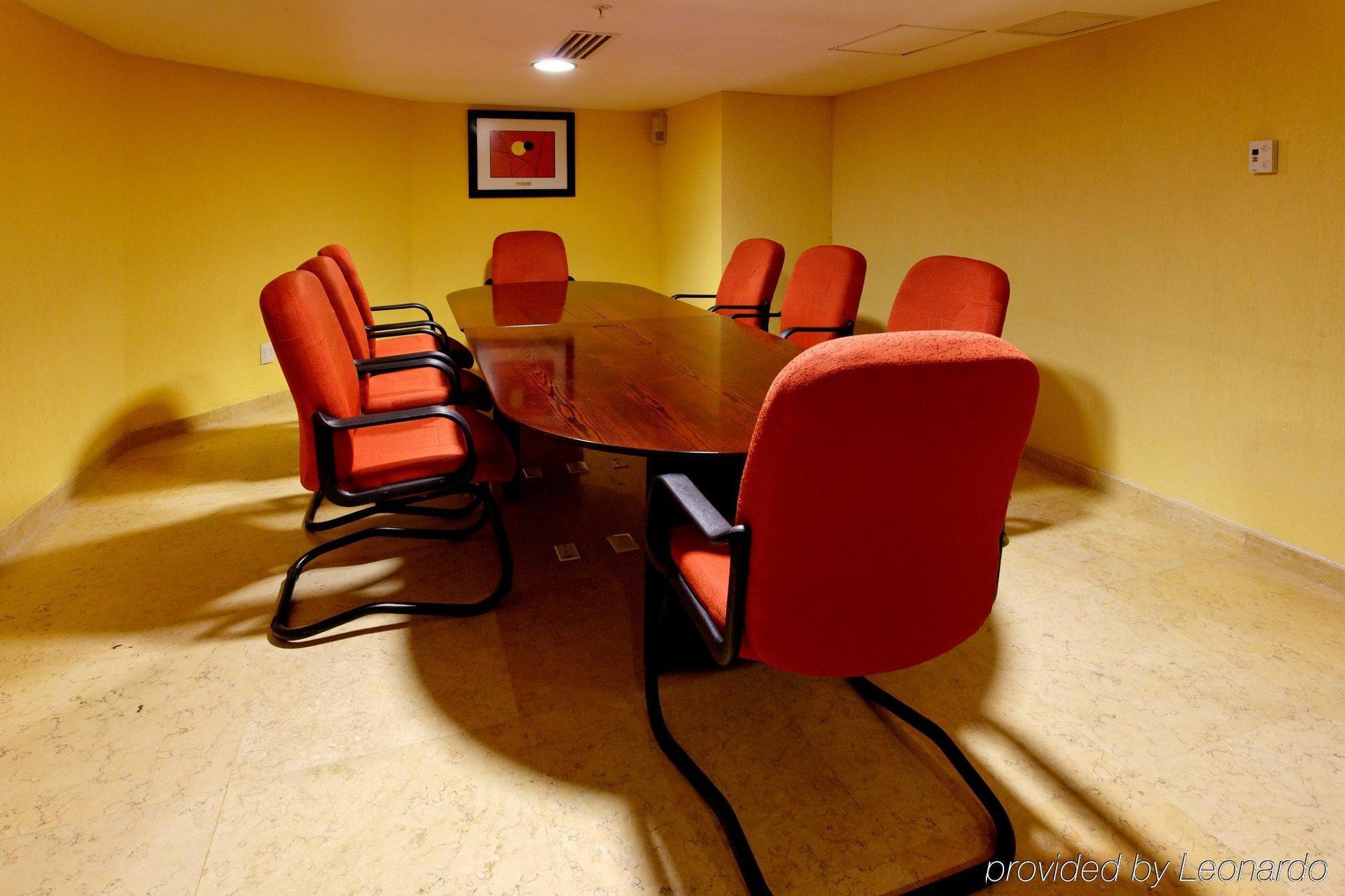 Hotel Express By Ihg 4*