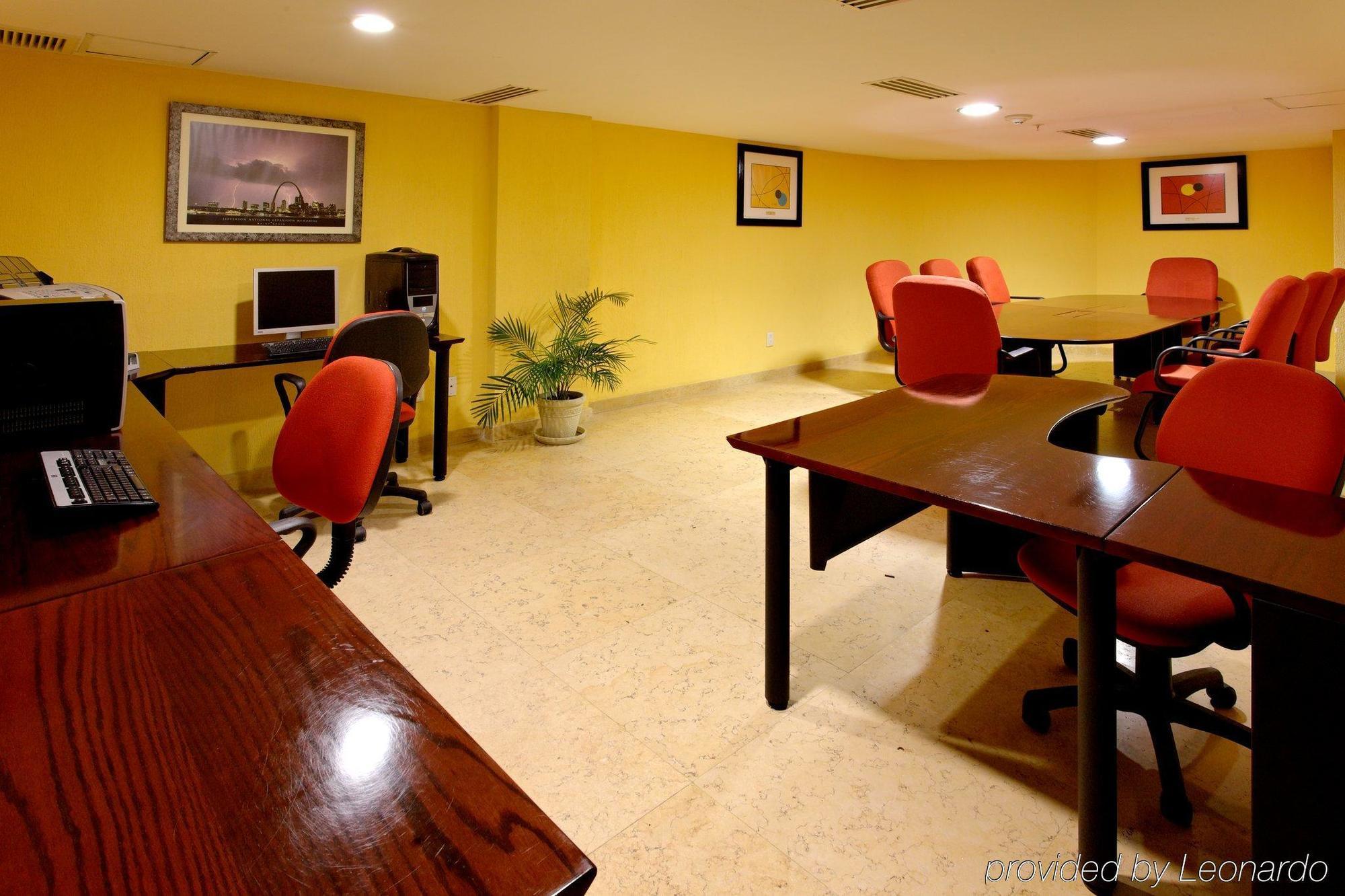 Express By Ihg 4* Nuevo Laredo