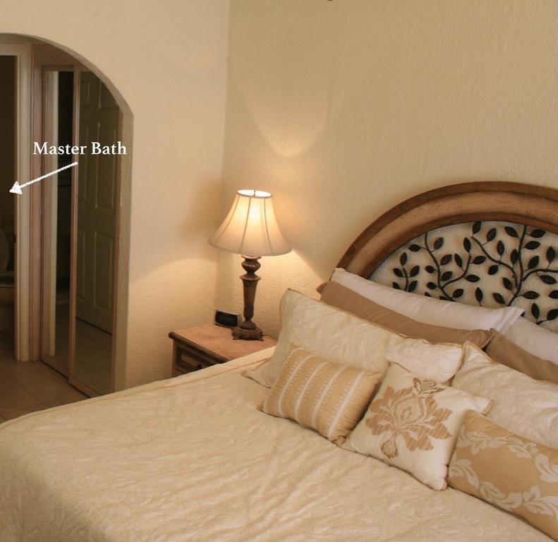 Beautiful Beachfront Condo Apartment