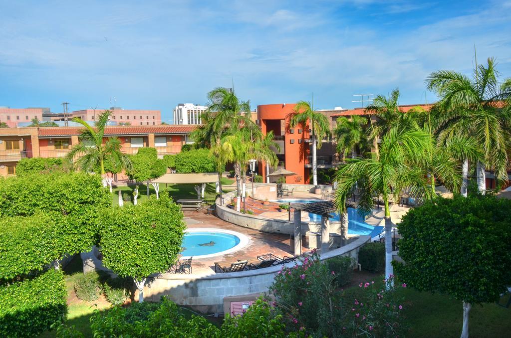 Colonial Hotel 3*