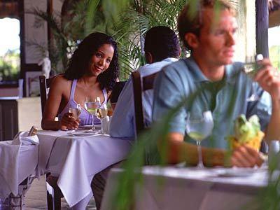 Hotel Holiday Village White Sands 4*