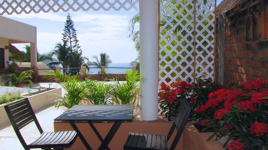 La Paloma Oceanfront Retreat 3* San Patricio Melaque