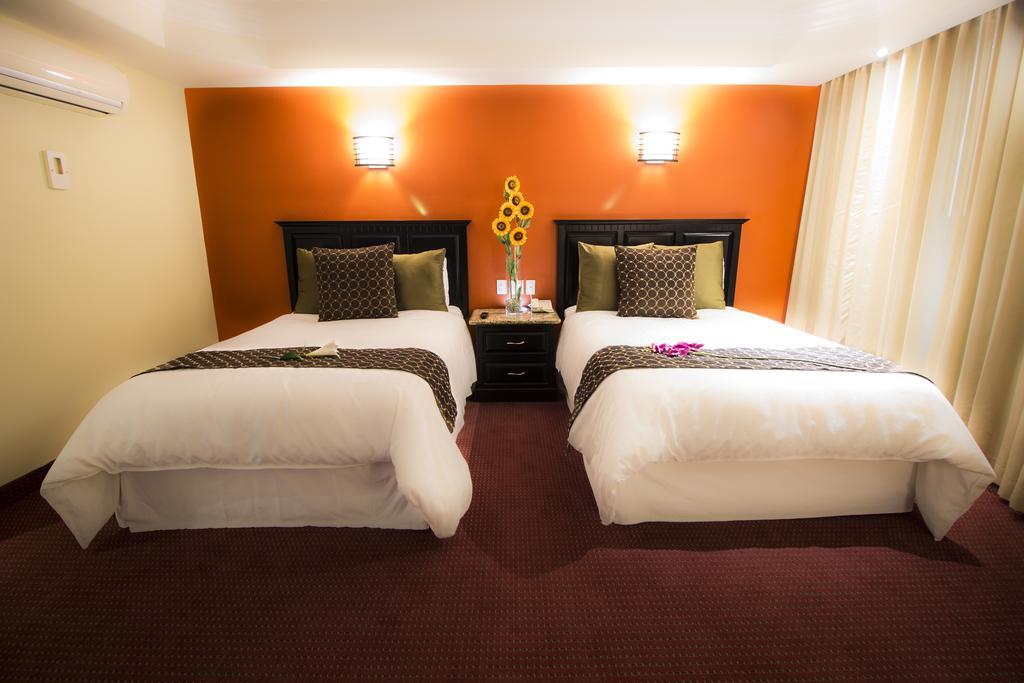 Ticuan Hotel