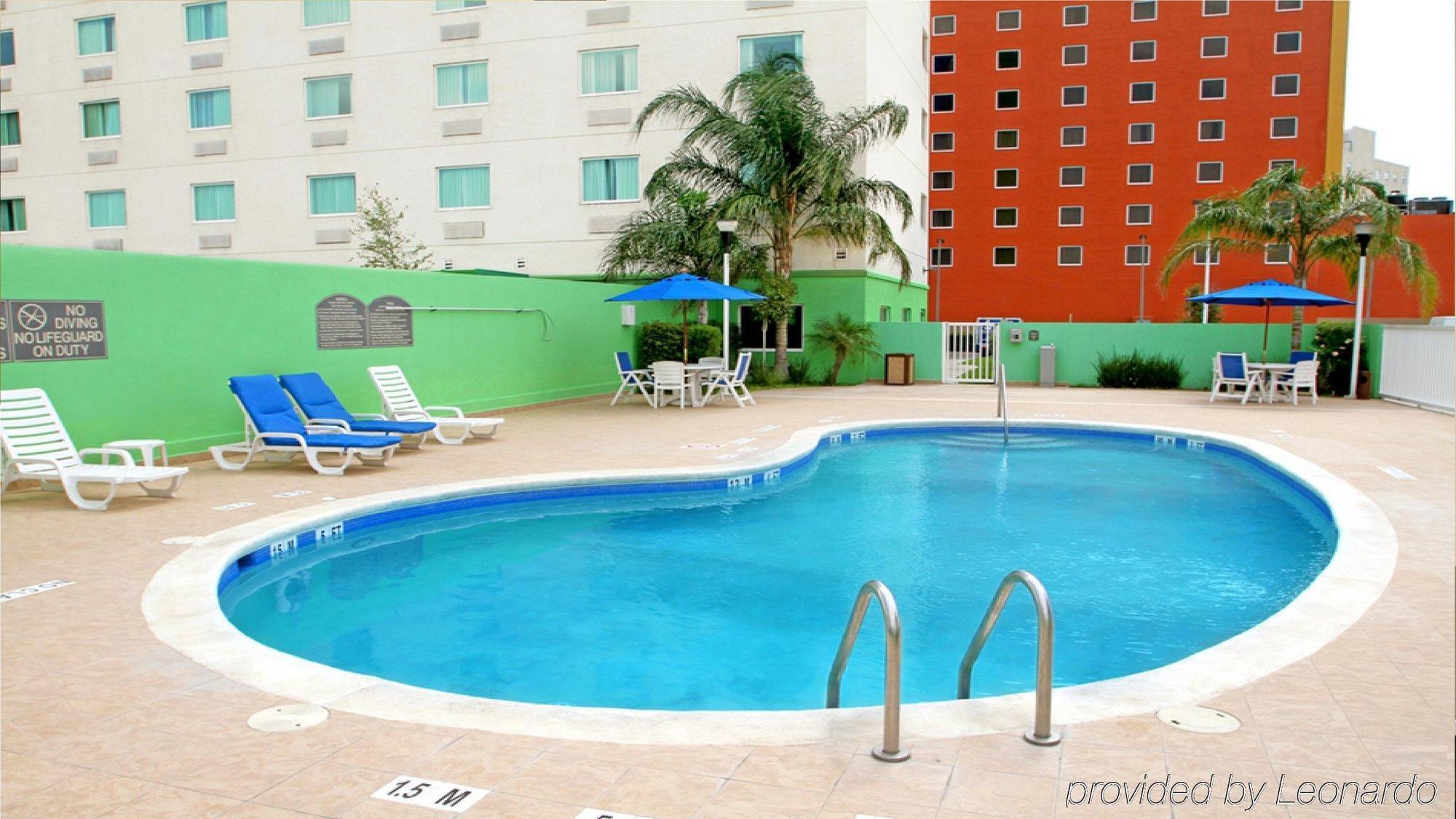 Express & Aeropuerto By Ihg Hotel Monterrey