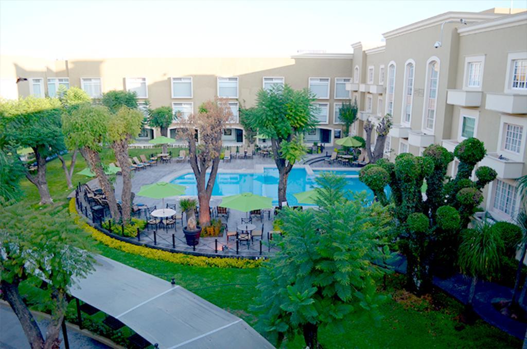 Plaza Camelinas 4* Queretaro