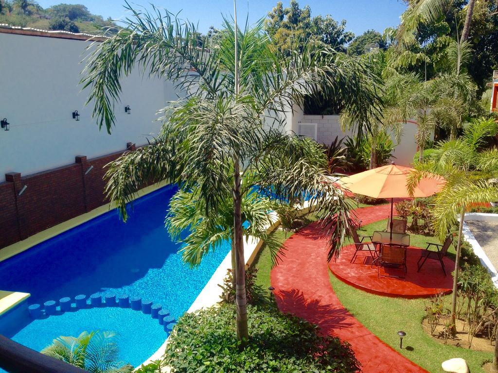 Y Los Encantos 3* Sayulita