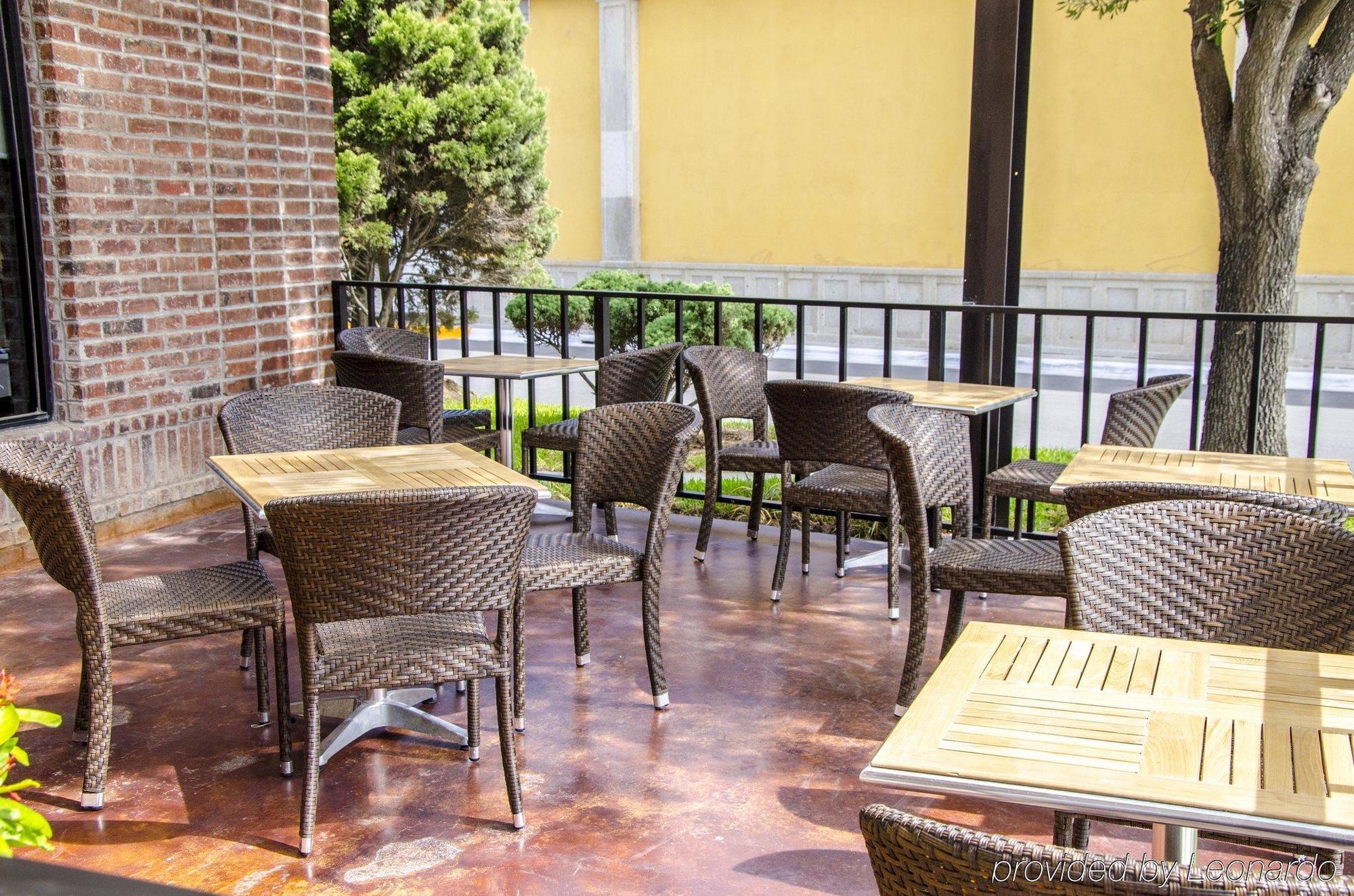 Holiday Inn Matamoros Hotel 3*