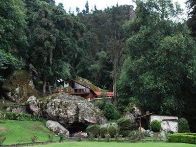 El Paraiso Hotel
