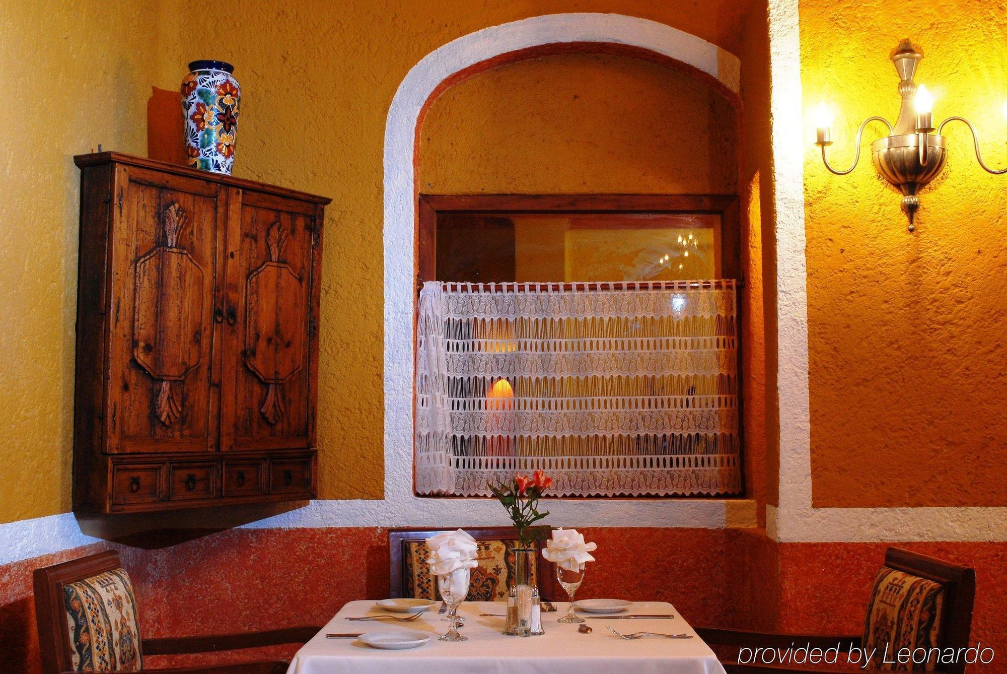 Arqueologicas Hotel