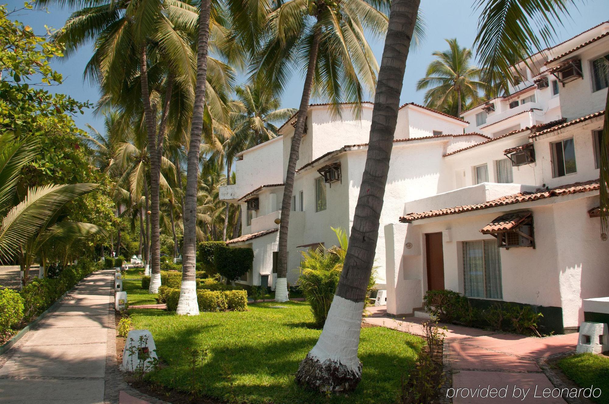 Vista Playa De Oro 4*