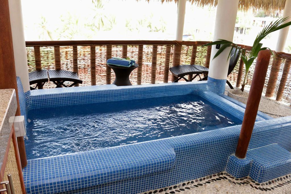Hotel Azucenas 4*