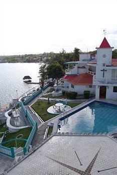 Laguna 3*