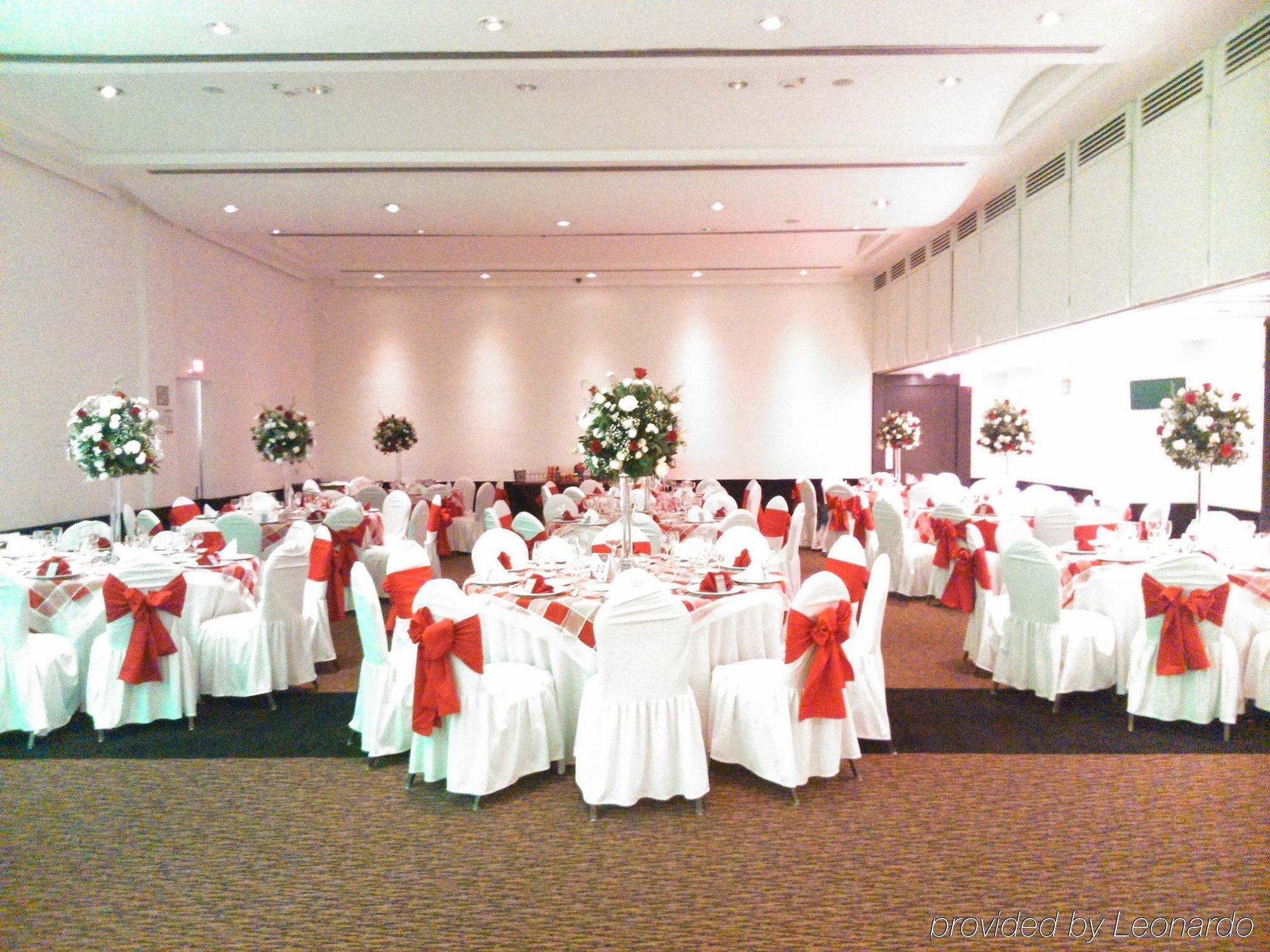 Crowne Plaza - Lancaster By Ihg Hotel Toluca