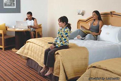 Hotel La Muralla & Toluca