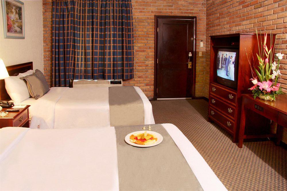 Hotel Four Points By Sheraton 3*