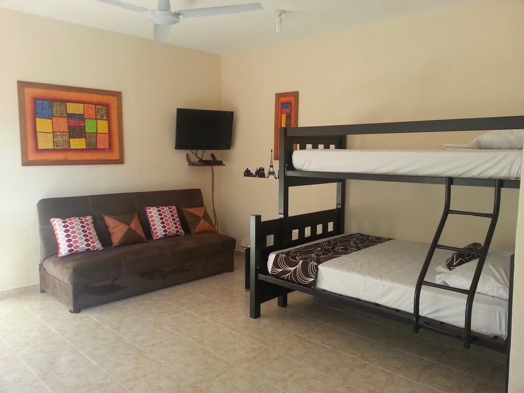 Departamentos Andalucia Apartment Cancun