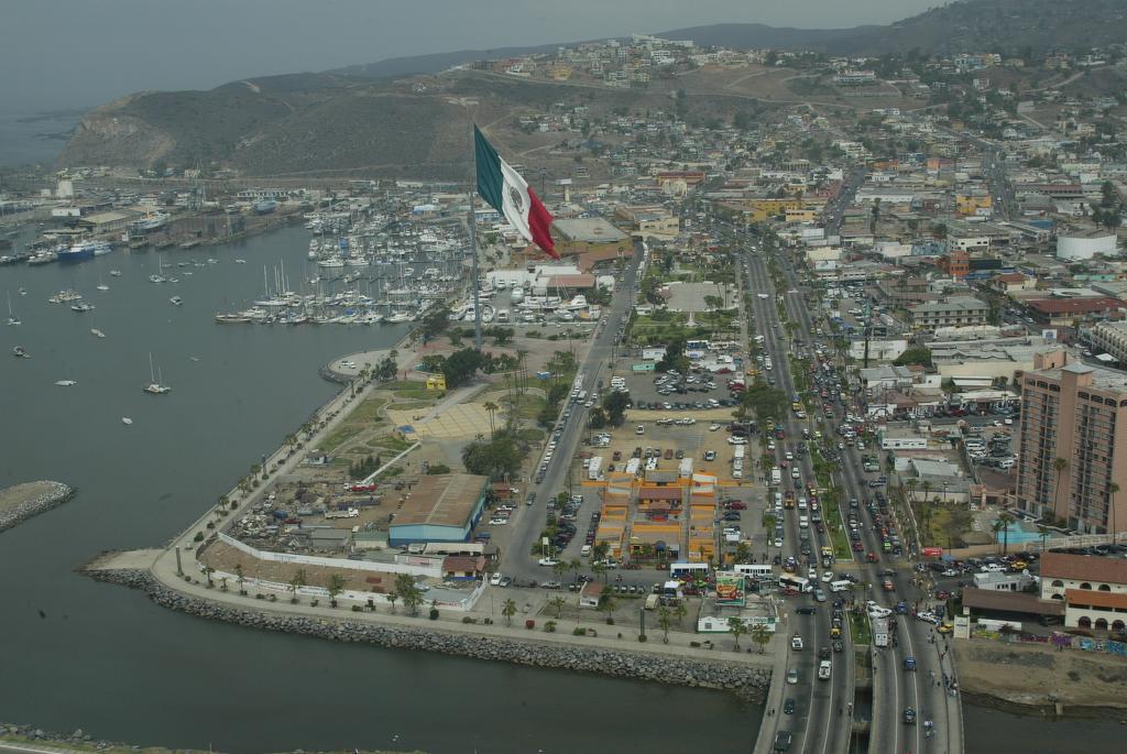Adults Only 3* Ensenada
