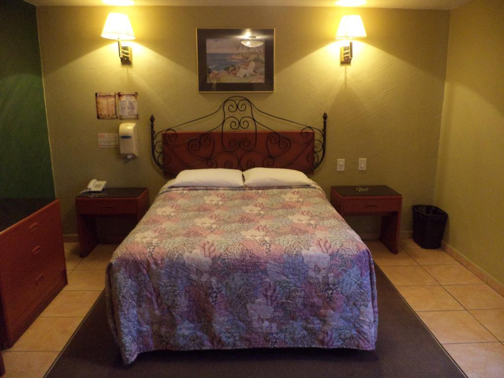 Baja Del Sol Motel Rosarito