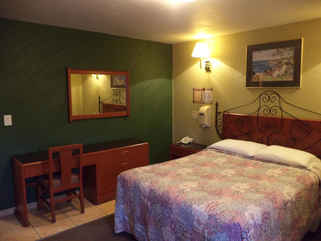 Baja Del Sol Motel 3*