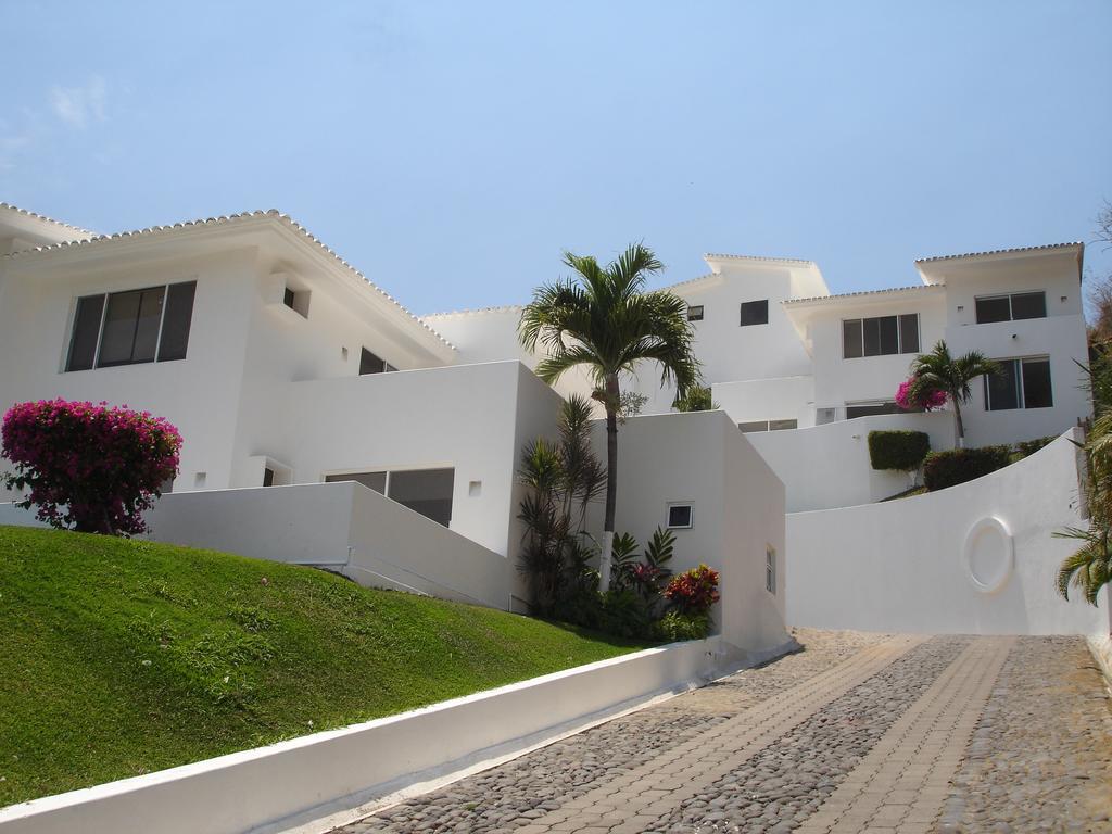 Isha Judd Mexico - Meditacion, Yoga, Mindfulness Hotel