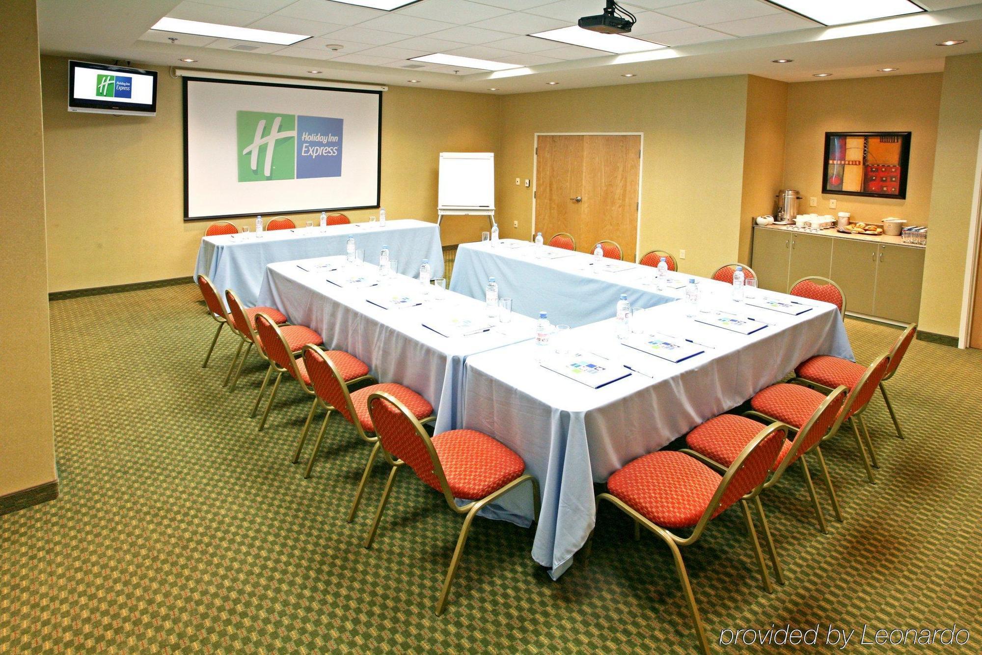 Hotel Express Zona Aeropuerto By Ihg Saltillo