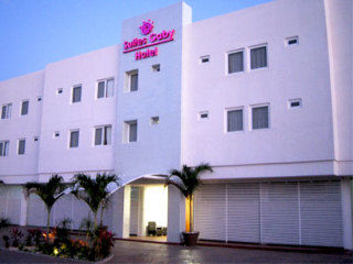 Gaby Cancun