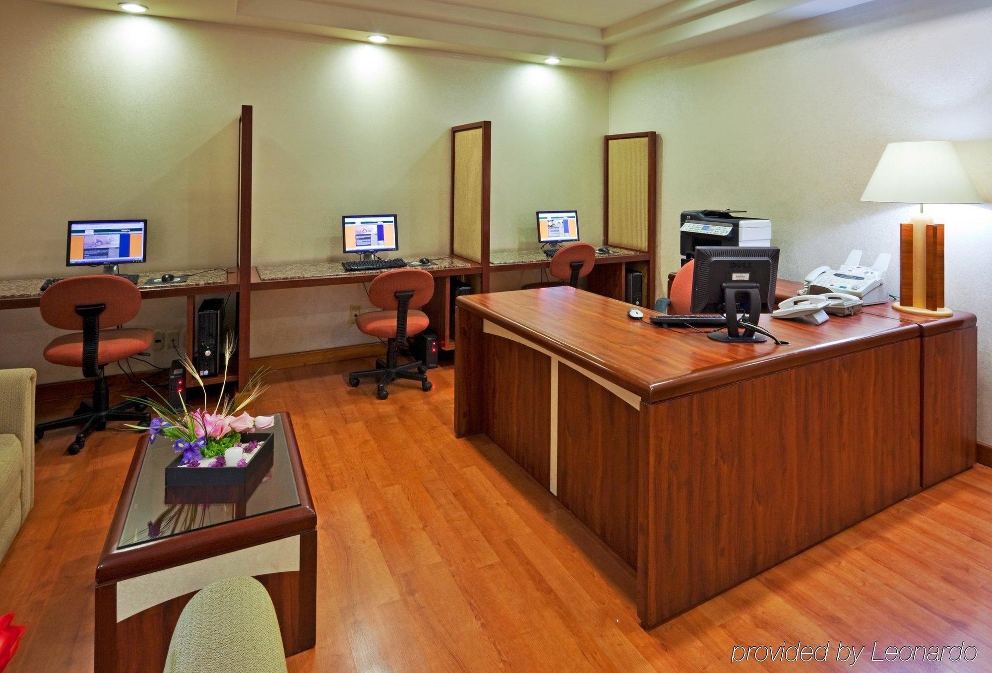 - Trade Center By Ihg Mexico City