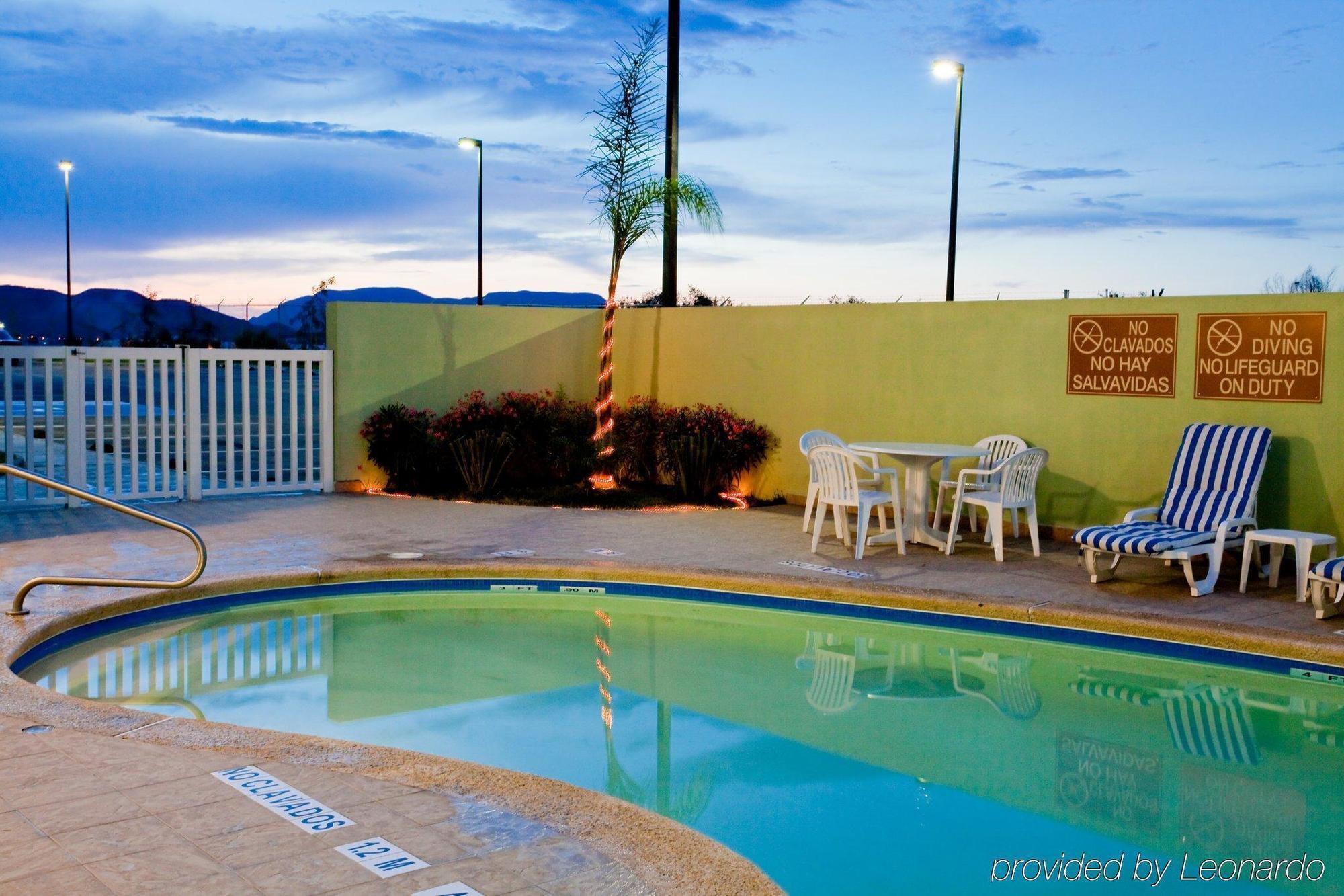 Express Zona Aeropuerto By Ihg Hotel Saltillo