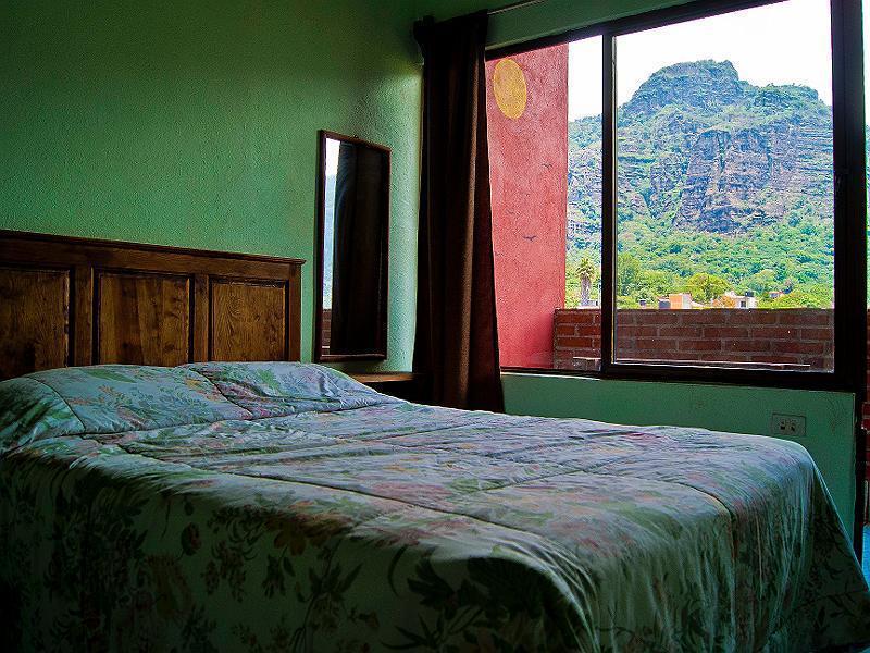 Paraiso Inn 3*